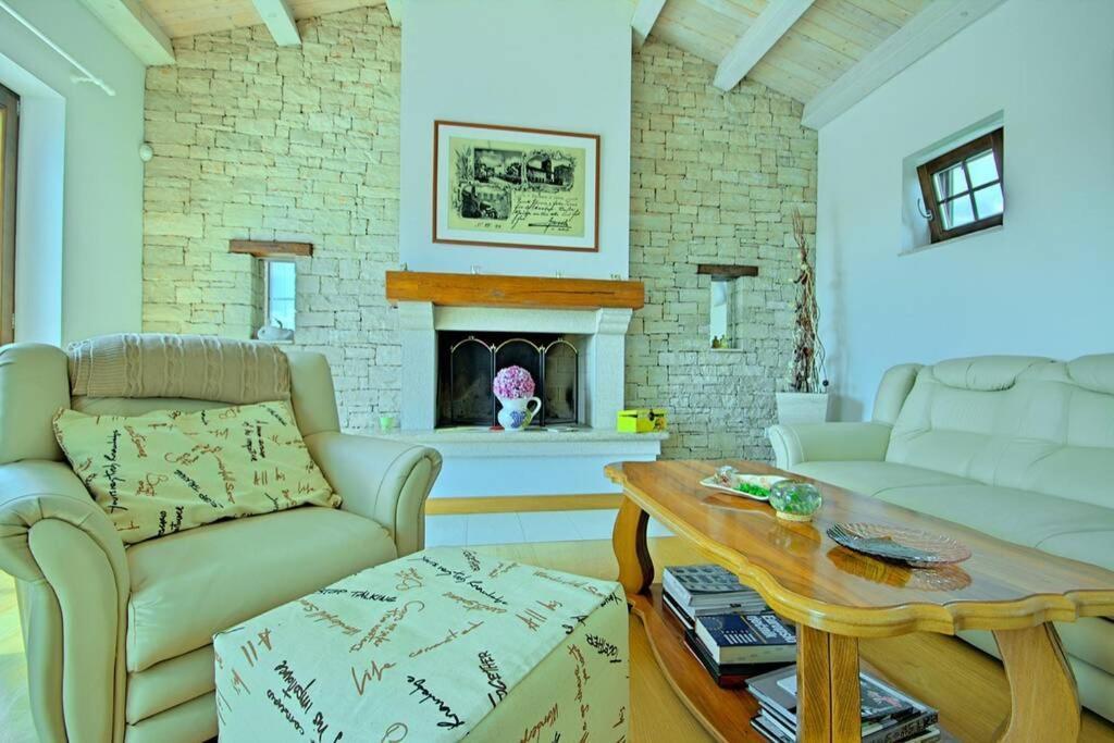 Villa Kanco Barban Ngoại thất bức ảnh